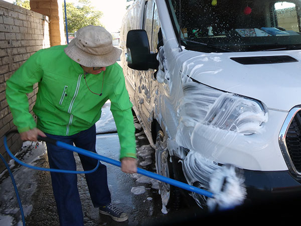 mike watt washing the boat on sep 17, 2026 by hiyori minato