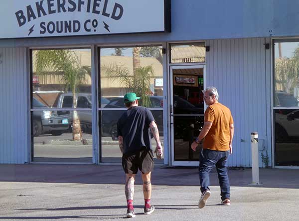 johnny herndon + mike baggetta walking towarss the 'bakersfiled sound co' on sep 22, 2026